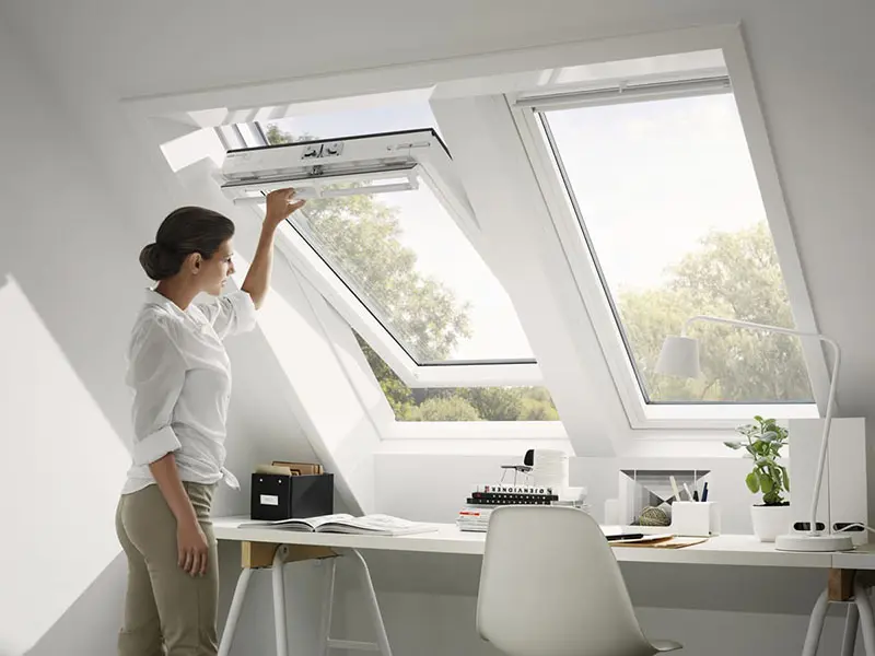Velux WhiteLine Классика GGU 0068 - ручка сверху