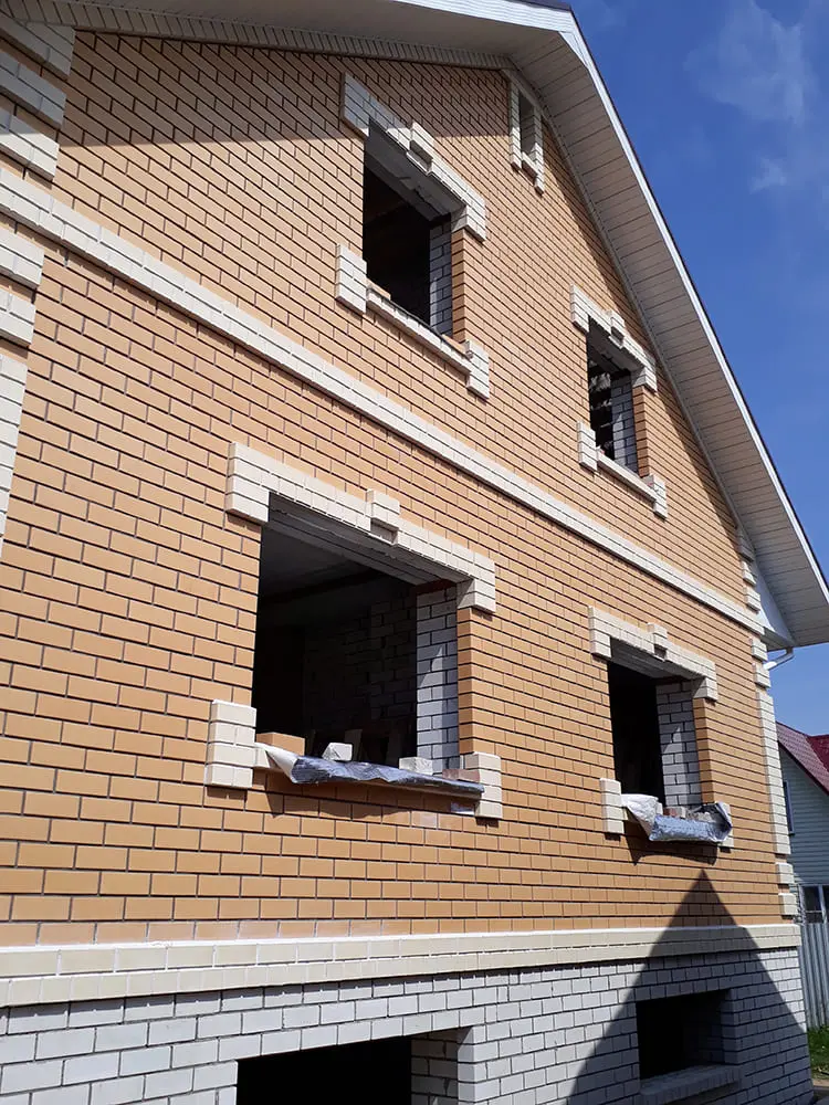 д. Нажицы, гибкая черепица Катепал, софит Fineber, водосток Docke